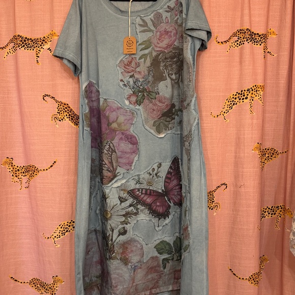 NWT A Rare Bird Butterfly Garden T Shirt Dress - Picture 7 of 13